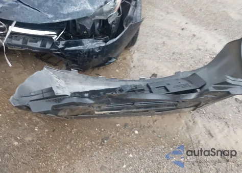 2010 Ford Focus Se z USA, uszkodzony, nr VIN 1FAHP3FNXAW164525